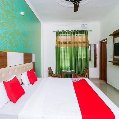 โอโย 69576 โฮเต็ล ซิตี้วิว Hotel Nayagaon ภายนอก รูปภาพ