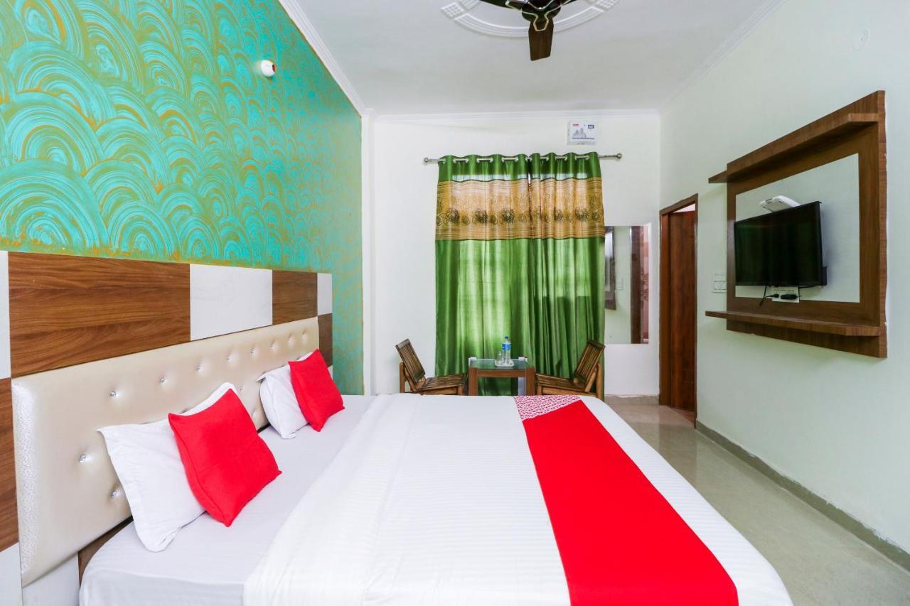 โอโย 69576 โฮเต็ล ซิตี้วิว Hotel Nayagaon ภายนอก รูปภาพ